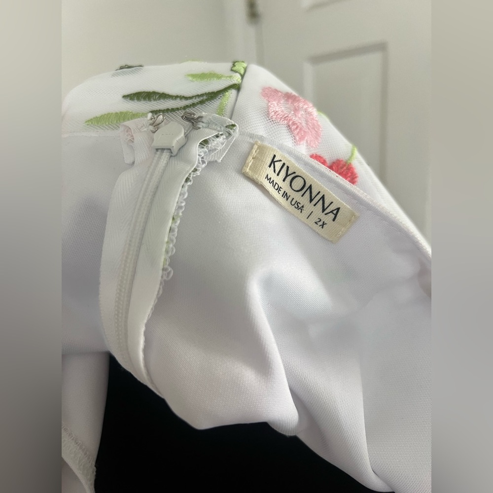 Kiyonna Floral V-Neck Wedding Dress - Picture 12 of 16